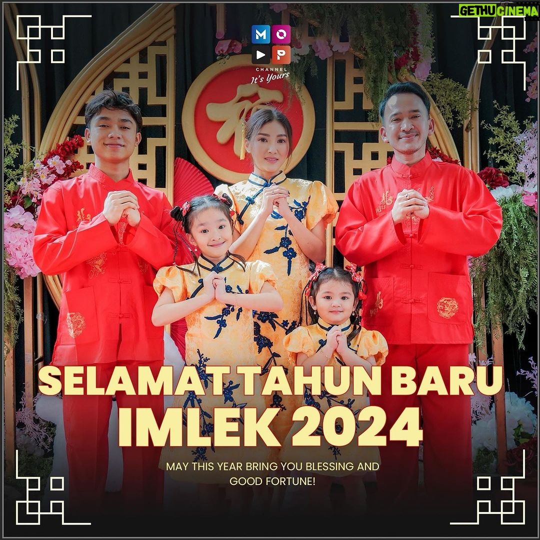 Ruben Onsu Instagram - Selamat Tahun Baru 2024 . #rubenonsu #bensu #realbensu #justruben #jalani_nikmati_syukuri #janganlupabahagia #senyuminaja #rezekigakketuker