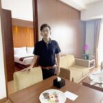 Ruben Onsu Instagram - @anugrahhotel Jadi hotel favorite di Sukabumi ✨ Guys, jadi beberapa waktu lalu aku nginep di salah satu hotel yang ada di Sukabumi. Seneng banget bisa nemu hotel yang super nyaman, strategis, dan pelayanannya juga sangat oke. Fasilitanya lengkap dan makanannya juga enak enak. Mulai dari snack, main course, dessert, dan kopinya juga gak ada yang gagal! Happyy banget nginep disini next bakal ke sini lagi sih kalau ke Sukabumi. More Info : Anugrah Hotel Sukabumi ✨ Jalan Surya Kencana no.82, Cikole Sukabumi 43114 P. 0266-6245000 WA. 0811-1178-922