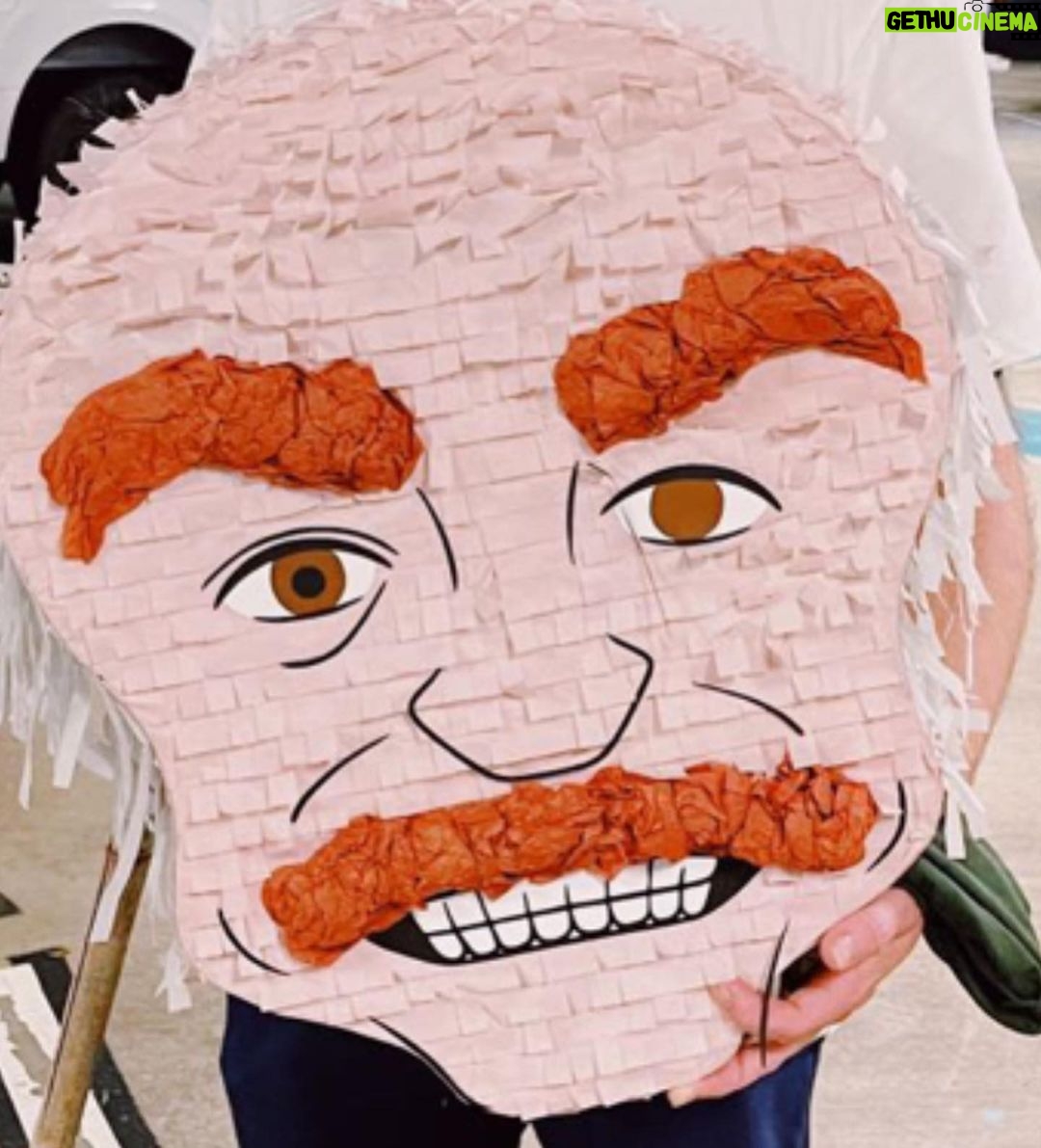 Ruben Rabasa Instagram - A great piñata that won’t fly off the window while you’re aging. #perfection . . #ithinkyoushouldleave #itysl #ityslmemes #rubenrabasa Miami, Florida