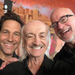 Ruben Rabasa Instagram - The good Paul 🫶🏼 and #antmanandthewaspquantumania director, the one and only @mrpeytonreed 🐜 Now go and see it! . . #ithinkyoushouldleave #rubenrabasa #antman #marvellegends #marveluniverse #paulrudd Miami, Florida