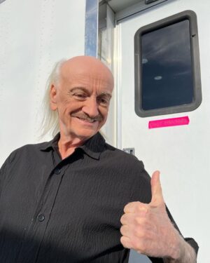Ruben Rabasa Instagram - #shootingtime 🎬Ready to give my GREAT quantum ideas in the #marveluniverse 🎥 
.
.
.
#ithinkyoushouldleave #marvellegends #marvel #marvelcomics #antman #antmanandthewaspquantumania #antmanquantumania #agoodsteeringwheelthatdoesnotflyoffwhileidriving #rubenrabasa #newmarvelmovies #rubenrabasa