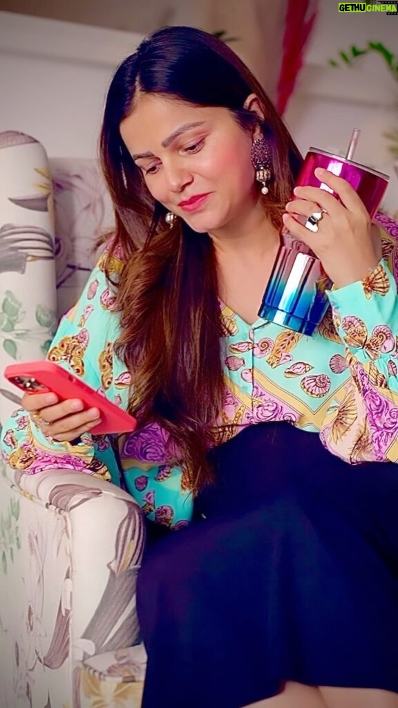 Rubina Dilaik Instagram - Embarking on a new chapter in style! Settling into our new abode with @nesterrahomedecor has been a dream come true. From the enchanting Valley of Flowers curtains, featuring bold floral prints, delicate patterns, and vibrant hues reminiscent of spring blooming, to the luxurious BodyCloth - The Upholstery Bible with a lush collection of fine to bold textures and soothing neutrals to vibrant colors, our space is a curated masterpiece. @nesterrahomedecor understands that every story deserves a unique setting, and ours is a blend of exotic and exquisite details inspired by quaint valleys surrounded by snow-clad mountains. Here’s to creating a piece of heaven at home! PR @dinky_nirh #nesterrahomedecor #nesterrafeaturingyou #youniquelynesterra
