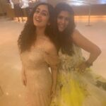 Ruchikaa Kapoor Instagram - It’s National Chocolate Ice Cream Day 🍦 🍫 AND @ektarkapoor ‘s birthday on the same day! Not a coincidence… A tub of chocolate ice cream and a life with @ektarkapoor Is all things happy, joyful and comforting ! Happy birthday to the Queeen of Everything! Love you ❤️🥰😘 #JuneBornsAreTheBest #BdayGirl
