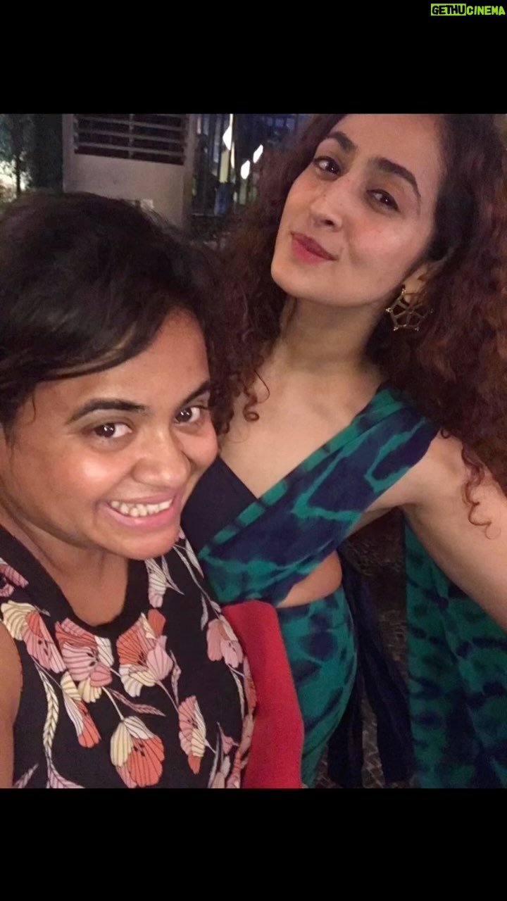 Ruchikaa Kapoor Instagram - Happpyyy birthdayyy Tanuuu @tanusridgupta Celebrating you today, tomo and everyday.. the sunshine ☀️ of our lives, the reality-check no one asked for 🤪 and the person everyone needs. ❤️ Love you longtime. (Happy birthday Tanu Maasi.. now play us a song 🎶 👶❤️)