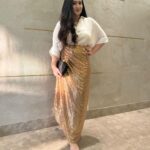 Ruchikaa Kapoor Instagram - At the trailer launch of Kho Gaye Hum Kahan… My post-partum self found some love all thanks to @rheakapoor 😘🥹🥲❤️ So fun going glam with the besssssttttt ppl! Styled by: @shereenlovebug with @trishalalovebug Shirt: @shopmonokrom Skirt: @shopverb MHU by #Hrida #Nida