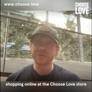 Rupert Grint Instagram - Join me, and choose love. 🖤

Choose Love is a shop like no other. It’s about getting your present shopping sorted - all while helping people in desperate need. 

As the world’s first shop that sells real products for refugees, #ChooseLove sells items like baby essentials, hot meals and sleeping bags, as well as services like medical care, legal aid and LGBTQ+ support. Everything you buy at Choose Love will be delivered to the people that need it most. 

Around the world, thousands of families who have fled war and persecution are now facing both the threat of COVID and spending the freezing winter months in unbearably tough conditions, in tents. By visiting the Choose Love shop, you’ll be able to provide urgently-needed help, while getting beautiful personalised e-cards and merch to give to loved ones. Follow @chooselove to find out more. 

This year, join me and do your present shopping at choose love. Just go to www.choose.love