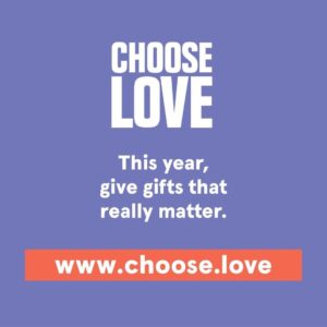 Rupert Grint Instagram - Join me, and choose love. 🖤

Choose Love is a shop like no other. It’s about getting your present shopping sorted - all while helping people in desperate need. 

As the world’s first shop that sells real products for refugees, #ChooseLove sells items like baby essentials, hot meals and sleeping bags, as well as services like medical care, legal aid and LGBTQ+ support. Everything you buy at Choose Love will be delivered to the people that need it most. 

Around the world, thousands of families who have fled war and persecution are now facing both the threat of COVID and spending the freezing winter months in unbearably tough conditions, in tents. By visiting the Choose Love shop, you’ll be able to provide urgently-needed help, while getting beautiful personalised e-cards and merch to give to loved ones. Follow @chooselove to find out more. 

This year, join me and do your present shopping at choose love. Just go to www.choose.love