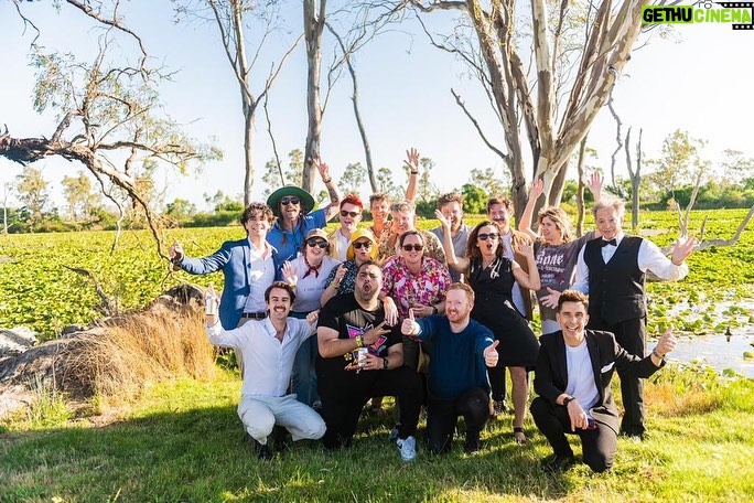 Russell Kane Instagram - A gig in an Aussie vineyard!! @comedyinthevines @grapesofmirth Mitchelton Winery