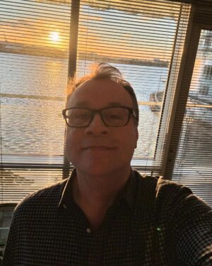 Russell T Davies Instagram - Morning!