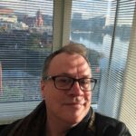 Russell T Davies Instagram - Cardiff Bae 😘 Cardiff Bay