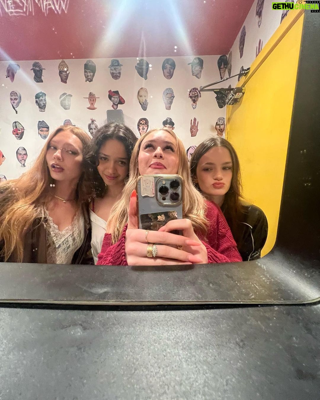Ruth Righi Instagram - some west coast content