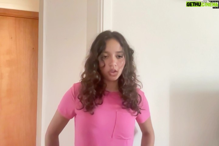 Ruth Righi Instagram - just the first couple parts of this song because instagram likes their videos under 60 seconds. anyway, a little sloppy but a lovely song and i rarely sing on here so voilà 💕