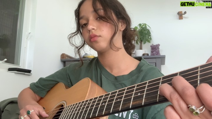 Ruth Righi Instagram - procrastinating french homework by singing french love songs