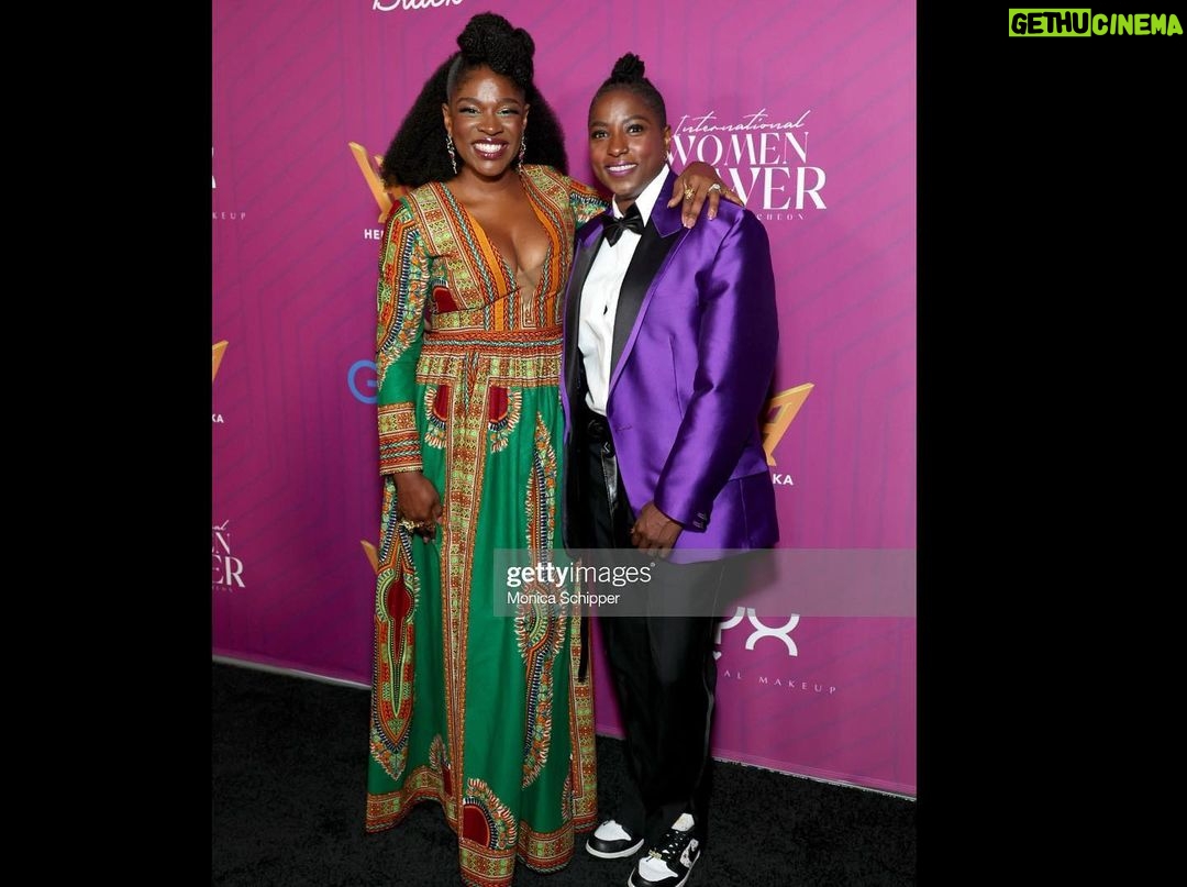 Rutina Wesley Instagram - Seeing old friends, meeting new friends…joy was in the “Heir”. 💜💜💜 Thank you mama @koshiemills and @heirsofafrika for having me. Makeup: @savvystarbeauty Hair: @tallulahm Suit/Accessories: @albalegacy Sneaks: Dunk Supremes 📸 @gettyimages
