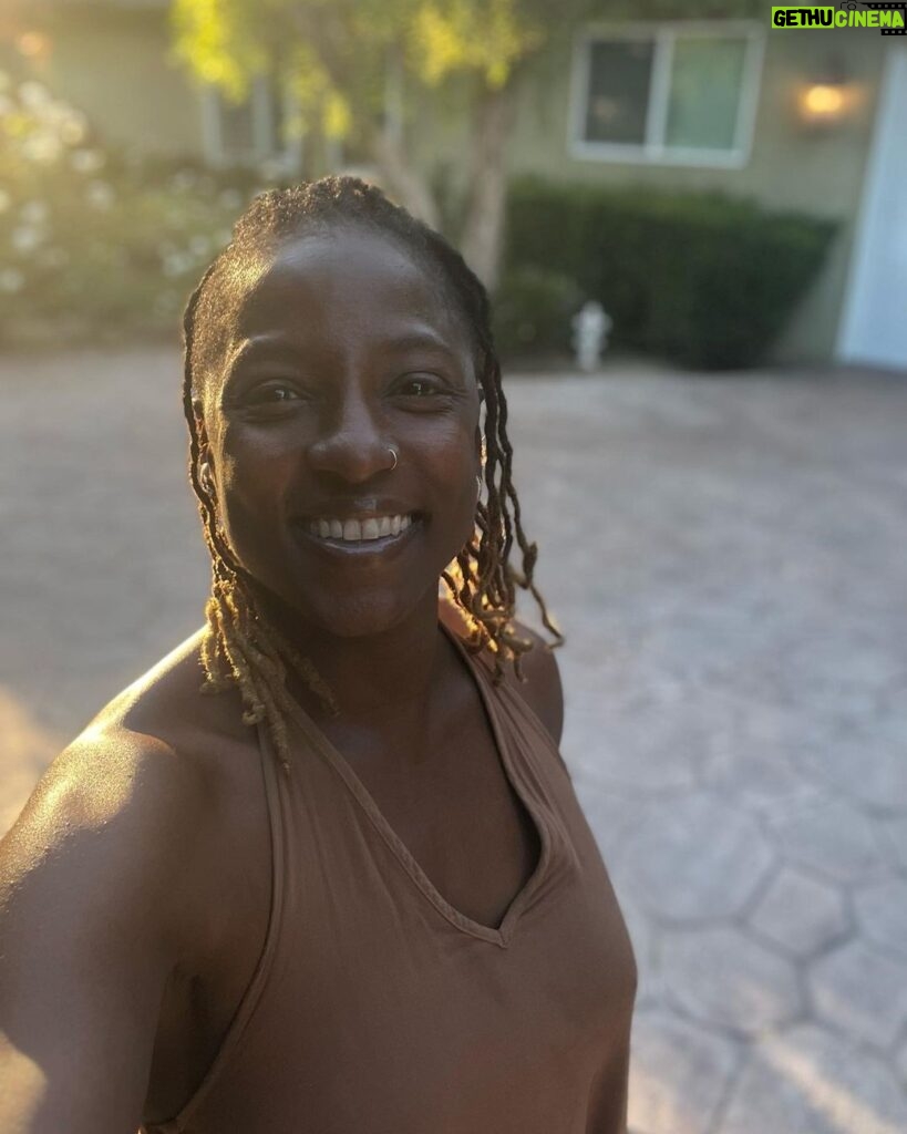Rutina Wesley Instagram - Always golden…there is a light for all of us and we slowly make our way to it. But, we will make it. Shine on beautiful people.