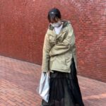 Ryo Sato Instagram – 全身
　
アウター
@seven_by_seven_official 
 
ロンT
@hellyhansen

シアーワンピ
@oll_kyoto 

ジーンズ
@zara 

ブーツ・バッグ
@mm6maisonmargiela