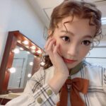Ryo Sato Instagram - 大阪公演、初日が無事に終わりました🌻 ご来場ありがとうございました✨✨ 　 日頃、自撮りを苦手とする私ですが、 (写真を撮る習慣がない) 髪型と顔が華やかになっているので、 この機会に撮り溜めます🌲🎨 　 #ヴィンセントインブリクストン