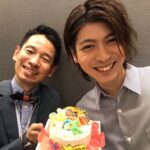 Ryo Yokoyama Instagram – 昨日のバースデーイベント、お陰様で無事終了致しました！
沢山の方からお祝いして頂き、本当に幸せでした。
楽しんで頂けたならなによりです。

写真はSNS掲載の許可を頂けた子供達と、MCをして下さった芸人のタケトさんです😊
隊服もレオタードも完成度が高すぎて、お母さんって凄いんだなと改めて思いました。

24歳の目標は変わらず「丁寧に生きる」そして「恩返しの一年にする」です。
1年間ルパパトを応援して下さった皆様や、お世話になった方々、家族や友達に恩返し出来る一年を目指します😊
これからもよろしくお願い致します。