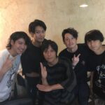 Ryo Yokoyama Instagram - 昨日の夜はこれまた凄い方々にお会いしました。 事務所の、そしてスーパー戦隊の先輩の城戸さんとご飯に行ったらいつのまにかヒーローまみれになってました。 凄すぎて夢だったかと思いましたが、ちゃんとデータフォルダに写真があって安心しました。 #城戸裕次 さん #吉岡毅志 さん #高野八誠 さん #南圭介 さん #スーパー戦隊 #仮面ライダー #ウルトラマン