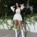 Ryu Won Instagram - Happee black fridaeee🖤🖤 boots from @lamoda (&they’re having up to 75%sale so get into it queens& kings👑)