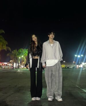 Ryu Won Instagram - My Valentine, my bestfriend, and my ride or die🥰 Happy Valentine’s day🤍