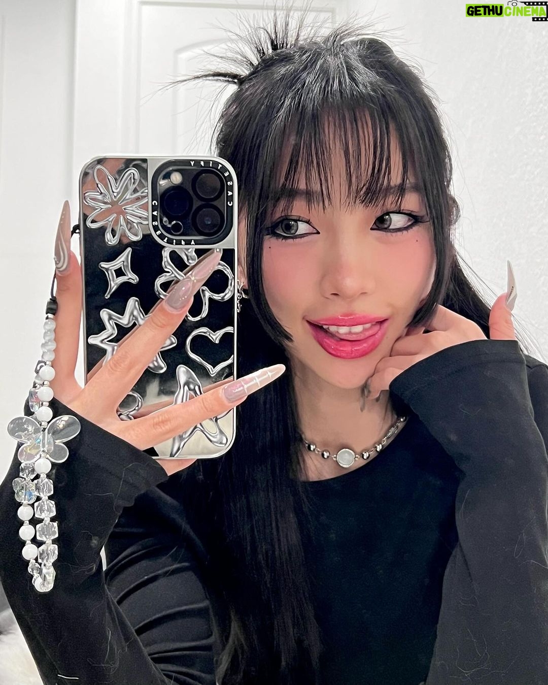 Ryu Won Instagram - 2024 starting off strong with a heinous cold + malnutrition symptoms + iritis๐ค bad things happen now so that good things can make me happier later๐ฆ 2024 ์์๋ถํฐ ์ง๋
ํ ๊ฐ๊ธฐ + ์์์ค์กฐ + ํ์ฑ์ผ์ ์ฐ์์ด์ง๋ง ํ๋ ๋งํผ ๋ ์ข์ ์ผ์ด ์๊ธฐ๊ฒ์ง ๋ญ ๐