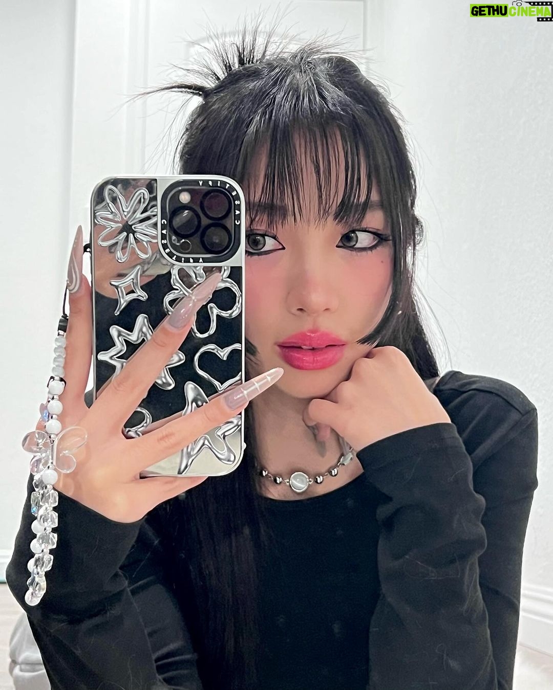 Ryu Won Instagram - 2024 starting off strong with a heinous cold + malnutrition symptoms + iritis๐ค bad things happen now so that good things can make me happier later๐ฆ 2024 ์์๋ถํฐ ์ง๋
ํ ๊ฐ๊ธฐ + ์์์ค์กฐ + ํ์ฑ์ผ์ ์ฐ์์ด์ง๋ง ํ๋ ๋งํผ ๋ ์ข์ ์ผ์ด ์๊ธฐ๊ฒ์ง ๋ญ ๐