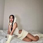 Ryu Won Instagram - Thank you for all the sweet bday wishes yesterday! 🖤here’s me during halloween that I’m posting now🙃🤍