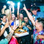 SANTAWORLDVIEW Instagram - 日本の夏。 僕らの夏休み。 誰にも邪魔させない一夏。 2023の夏も最高の瞬間に包まれて毎日謳歌。今年の夏も最後の花火が打ち上がる、茜色の夕陽を眺めて少し思い出しました。 #ぼくのなつやすみ #2023の夏 #春夏秋冬瞬間を謳歌