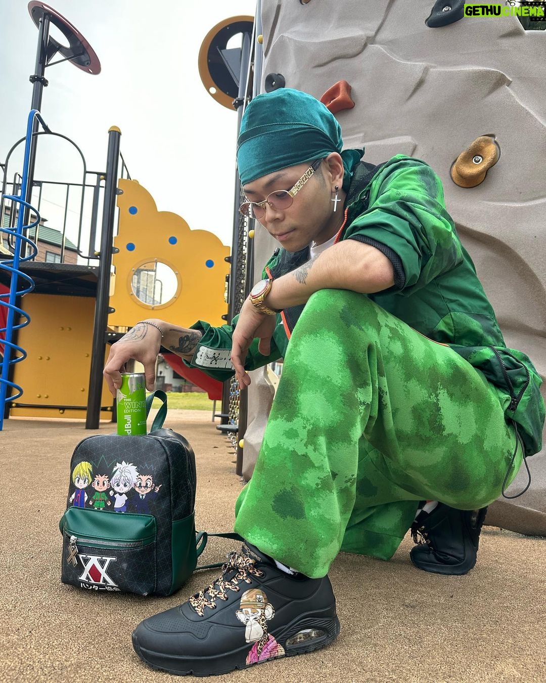 SANTAWORLDVIEW - 2.6K Likes - I LOVE HUNTER×HUNTER 🦚🐉🎋
Thanks MADHOUSE❤️🔥
& 最高のKicks 👟をありがとう
@lafayette_jpn