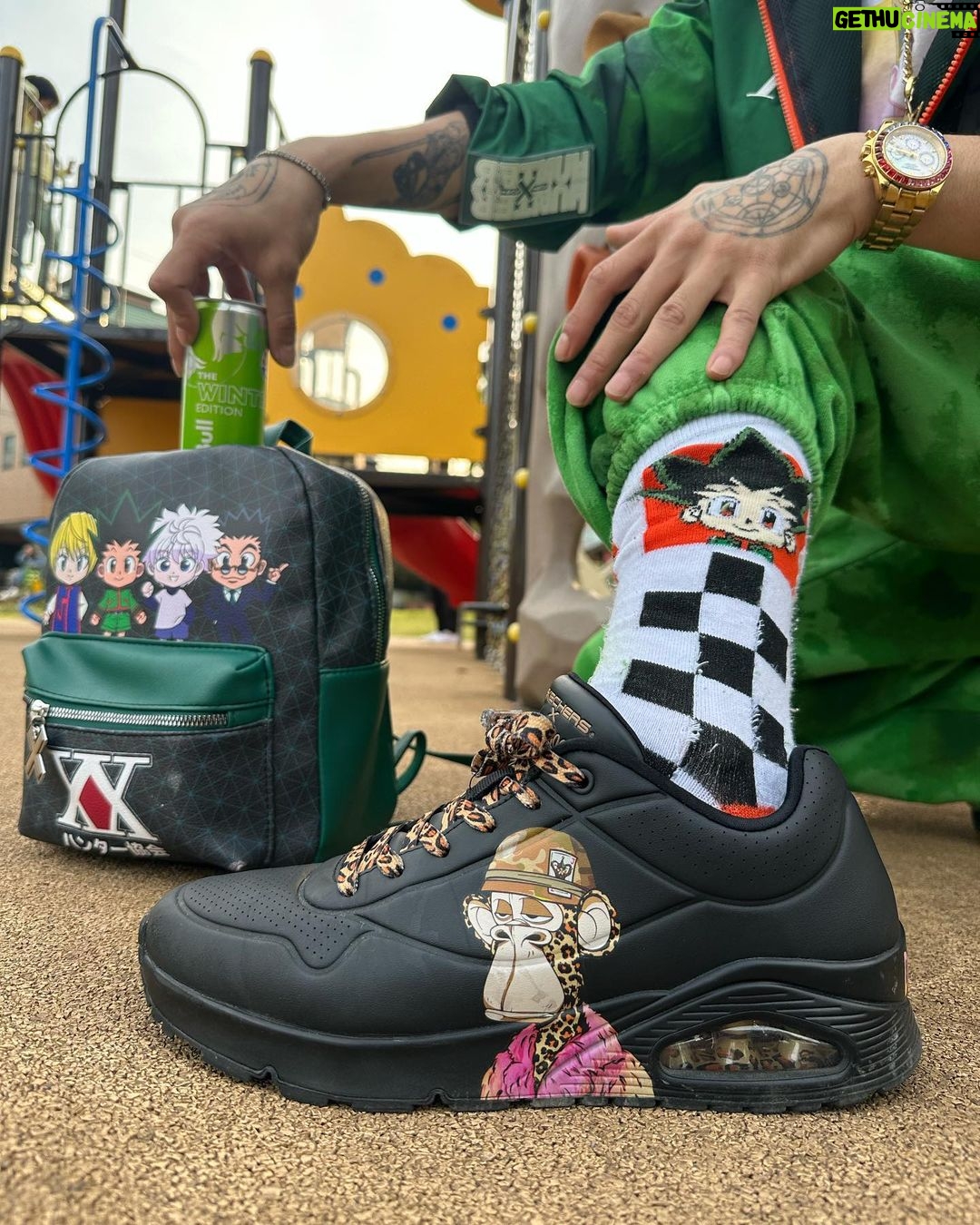 SANTAWORLDVIEW - 2.6K Likes - I LOVE HUNTER×HUNTER 🦚🐉🎋
Thanks MADHOUSE❤️🔥
& 最高のKicks 👟をありがとう
@lafayette_jpn