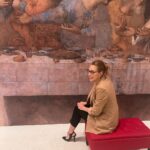 Sára Milfajtová Instagram - Jak na tiskovce…děláš, že posloucháš, ale vlastně si sem přišel na chlebíček… Mánes do 30.5.2023 Dejte si kus renesance♥️