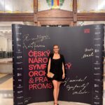 Sára Milfajtová Instagram - Bravo! Grammy night with #czechnationalsymphonyorchestra @cnso_official @vincemendozacomposer Thank you🙏
