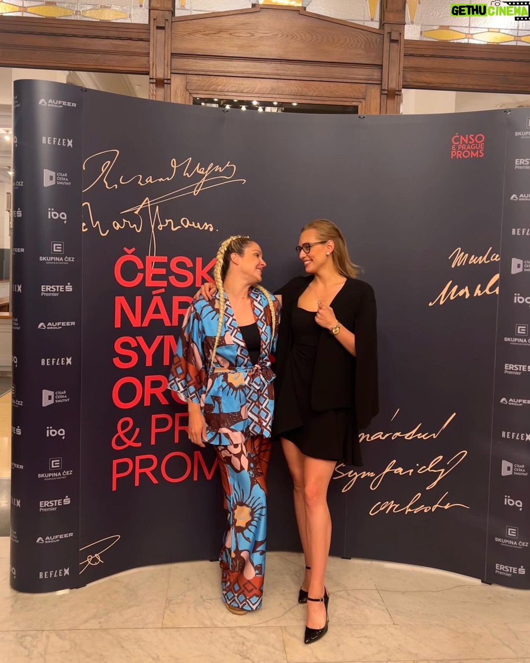 Sára Milfajtová - 2.4K Likes - Bravo! Grammy night with #czechnationalsymphonyorchestra @cnso_official @vincemendozacomposer Thank you🙏