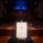 Sára Milfajtová Instagram - Bravo! Grammy night with #czechnationalsymphonyorchestra @cnso_official @vincemendozacomposer Thank you🙏