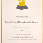 Sára Milfajtová Instagram - Bravo! Grammy night with #czechnationalsymphonyorchestra @cnso_official @vincemendozacomposer Thank you🙏