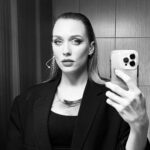 Sára Milfajtová Instagram - Mona Sara #island #ostrov #burkicom