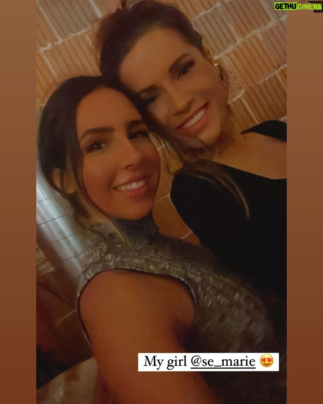 SΓ© Marie Instagram - I donβt know what I did in a past life to deserve such incredible friends Salsa! ππ» (and chips) oh, what a memorable evening lol β spending the holiday on a study date with @jacquelynnware π and just insanely thankful that I get to have these beautiful souls in my tribe β€οΈβπ₯β€οΈβπ₯β€οΈβπ₯