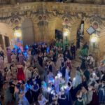 Sé Marie Instagram - when your best friend’s dream is to go to a faerie ball, you go to a freakin’ faerie ball 🧚 #FeyreUnderTheMountain #FaeFriendsOnly Manhattan, New York