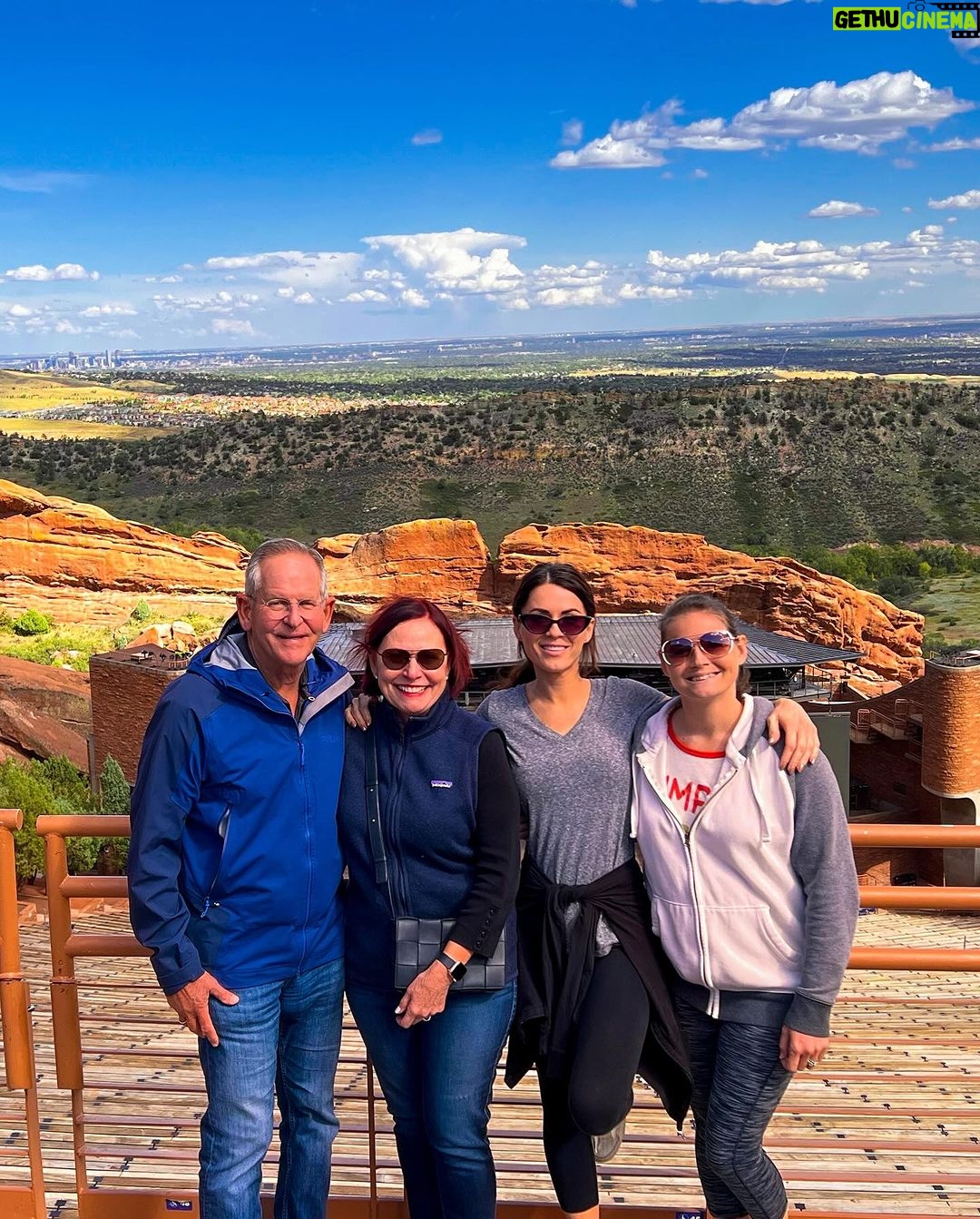 Sé Marie Instagram - cousins all together for the first time since we were kids = the best kind of mayhem ❤️🔥 Denver, Colorado