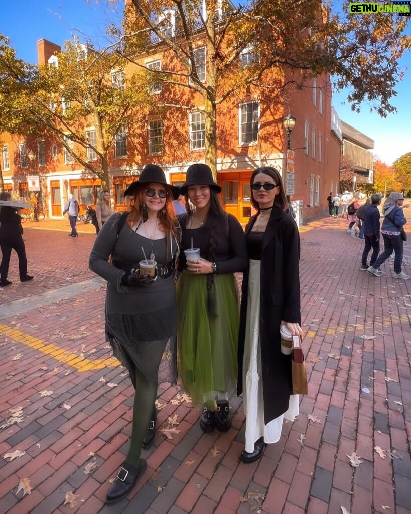 Sé Marie Instagram - coven field trip 🔮 Salem, Massachusetts