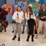 Sónia Araújo Instagram - Um dia depois e com mais calma, posso falar do meu aniversário! Como podem ver a manhã na @pracadaalegriartp foi intensa e muito divertida 💃 A minha produção , todos os companheiros de trabalho, o Jorge Gabriel, como sempre preparam mimos muito bons ( já começa a ser difícil não é com tantas primaveras ?🤪) As mensagens dos meus filhos, a presença dos meus pais e de amigas, a cumplicidade do Victor na elaboração das surpresas, as dedicatórias dos meus colegas , a presença de todos os convidados, tudo foi maravilhoso! As mensagens que se foram multiplicando ao longo do dia, a todos agradeço estarem desse lado e acarinharem-me assim! Estou de ❤️cheio! @pracadaalegriartp @rtppt @glam.celebrity