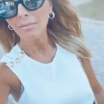Sónia Araújo Instagram - Check outfit básico 😉😎😂 Vacation mood