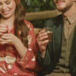 Saad Lamjarred Instagram - فرحان نشارككم هذا العمل الذي صور في بلدي الحبيب المغرب ، عمل مغربي قح بكلمات و الحان و توزيع صديقي رفيق الدرب المتميز دائما جلال الحمداوي و اخراج مغربي ايضا من ابداع الصديق ذو النظرة الفريدة من نوعها محمد علي ، و من صميم القلب اود ان اشكر اخي الغالي عمر لطفي محبوب المغاربة بدون استثناء و على المستوى الشخصي ليس له مثيل في طيبوبته بحيث انه مستعد دائما لبذل كل ما في جهده لانجاح العمل ، كذلك اختي الممثلة المتألقة صفاء حبيركو التي رغم ظروف الحمل، كانت اثناء التصوير في غاية الاحترافية ،و بالطبع اشكر صديقي رشيد رفيق الذي خلق جوا فكاهيا كعادته و قام بدور اعطى لمسة رائعة للكليب ، و اشكر ايضا النجمة الصاعدة وصال على خفة دمها و آدائها كما اود ان اشكر حفصاء على مشاركتها اولا معنا وعلى ابتسامتها الدائمة التي نشرت طاقة ايجابية في معظم المشاهد ، و جزيل الشكر خويا محمد امين الذي نشر روحا جميلة بيننا ، كل التوفيق و التقدير لجميع الممثلين . اشكر كل من شارك في "اش خبارك " فردا فردا و اؤكد على هذه العبارة "فردا فردا" على وقتكم و احترافيتكم و احترامكم لي و لكل من ساهم في انجاز هذا العمل . شكرا احبابنا في منتجع مازاكان على خدماتكم و رقيكم معنا . ازياء رائعة شكرا جزيلا ليك اختي دنيا ، ميكاب و شعر حبابي و أصدقائي صلاح الحلولي و "آنا" جمهوري القوي الوفي الصامد كنبغيكم و معمري نسيتكم و لا غادي ننساكم , الله يسعدكم و الله لا يحرمنا من بعضنا❤️ و في مسك الختام اود ان انهي كلمتي باجمل العبارات و احبها لقلبي "الله يبارك فعمر سيدي" هذا العمل كنهديه ليكم نعم سيدي 💐 #الله_الوطن_الملك #الله_يبارك_فعمر_سيدي @lotfi_omar @mohamedalilaaouini @hbirkousafae_officiel @rachidrafik04 @hafssa_bourkadi @wissalperezofficiel @mohammed.amine.hakem @taibi.dounia @salahhalouli
