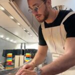 Saad Lamjarred Instagram - Cooking well doesn’t mean cooking fancy 😋 it was such a pleasure to see my family enjoying my food #saadlamjarred1 #chef_saad#الله_يبارك_فعمر_سيدي ##love_my_parents_forever_and_ever #love_my_fans_forever_and_ever @karimbennis_ Cuisine