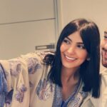 Saad Lamjarred Instagram - الحمد لله عليها ساعة بغيت نشكر كل من دعا لي في كربتي ، اللهم فرج همومكم و كربكم و بدلها بالافراح و الطمانينة اللهم امين . قريت دعواتكم و بكيت من كثر الفرح جازاكم الله خيرا و الله يغفر لينا و ليكم و يعطيكم كل ما تمنيتو و يجعلنا و اياكم من الفائزين برضى الله و رضى الوالدين دنيا و آخرة . سامحوني على الحزن للي عشتوه معايا ، و حتى انا كذلك بغيتكم تكونو فرحانين حيت انا وياكم عائلة وحدة . سبحان الله في عيد الفطر ربي كتب ليا نكون بين اهلي و احبابي و اعطاني الفرصة نكتب لكم هذه الكلمة النابعة من القلب . اصدقائي الفنانين و الفنانات و الاعلاميين و الصحافيين جازاكم الله خيرا على كل كلمة طيبة، لقد اثلجتم قلبي ، لكم مني كل الحب و التقدير و متمنياتي لكم بالتوفيق في اعمالكم و في حياتكم . مسك الختام ، هذه الرسالة لحبايبي الفانز من كل بقاع العالم "انا كنت في الماضي احبكم ، الآن انا مغرم بكم ، و قصة حبنا لن تنتهي ابدا مهما حصل"حفظكم الله و اهاليكم و متعكم بالصحة و العافية و تقبل منا و منكم صالح الاعمال و دفع بها عنكم كل بلاء ملاحظة اخيرة كي يكون الامر واضحا للكل 🙏🏼: انا الان حر بالسراح المؤقت ، أدعو الله تعالى بالفرج بمحكمة الاستئناف كي أنتهي من هذه القصة و انجح في هذا الاختبار الإلهي ، اللهم قوي ايماننا و صبرنا مهما كانت الظروف 🤲🏻 الاخبار الزوينة هي انني اعلن الان رسميا عن تاريخ طرح الكليب الجديد المغربي "اش خبارك" هو 4 ماي باذن الله . الحان و كلمات و توزيع و مكس ماستر اخي و عشيري و حبيبي جلال الحمداوي . غناء : حبيب فانزو ☺️✨ سعد 🫡 #عيد مبارك ❤️ #الله_يبارك_فعمر_سيدي#