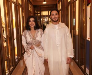 Saad Lamjarred Instagram - شكرا للعائلة والاحباب في المغرب العزيز و لكل من هنأنا و للمتتبعين و الفانز الغاليين من كل انحاء العالم بدون استثناء . شكرا لكل من حضر وشاركنا فرحتنا و كذلك لمن لم يسعفنا الحظ بحضورهم في هذه المناسبة . امنيتي ان اصافح كل محب اينما وجد لاعبر لكم عن شكري و عن امتناني على الدعم الموصول . جعل الله ايامكم كلها فرحا وسرورا وسعادة . #الله_يبارك_فعمر_سيدي #الله_ينصر_سيدنا #saadlamjarred1 ##love_my_fans_forever_and_ever #love_my_parents_forever_and_ever @zackary.art