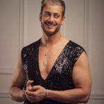 Saad Lamjarred Instagram - يومكم جميل ان شاء الله 🤗✨ #noor_elsobh #noor_elsobh #نور_الصبح #saadlamjarred1 #الله_يبارك_فعمر_سيدي #love_my_fans_forever_and_ever #love_my_parents_forever_and_ever @kamalaitphotography