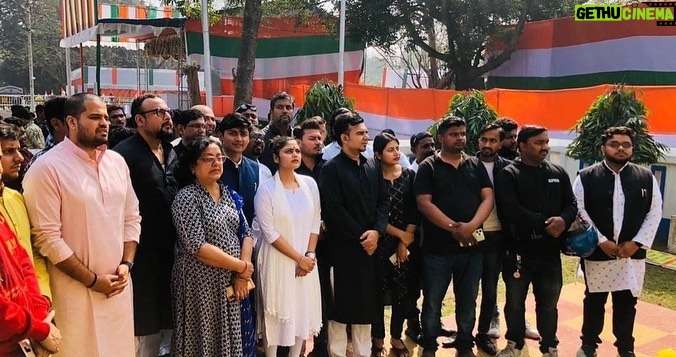Saayoni Ghosh Instagram - Jawab tumko dena hoga, Warna gaddi chhodna hoga! #ProtestByTMYC