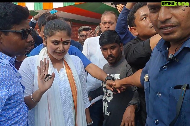 Saayoni Ghosh Instagram - Dharna #day3 Demonstration by #WestBengalTrinamoolYouthCongress